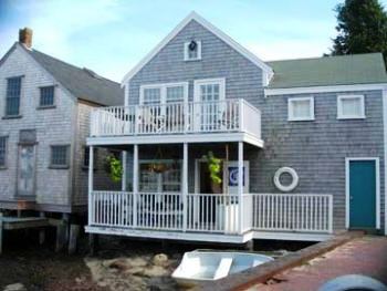 2 Old North Wharf 1 0 Bed 1 0 Bath Congdon Coleman Real