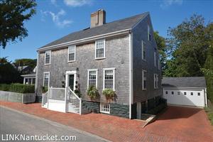 11 Hussey Street