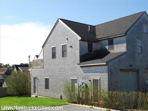 10 Miacomet Avenue