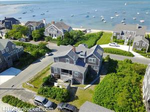 38 Hulbert Avenue