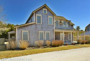 4 Thistle Way