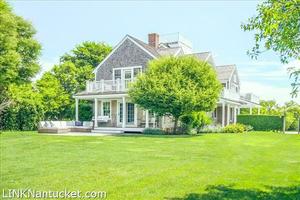12 Pequot Street
