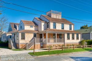 7 Walsh Street