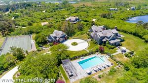 8 Maxey Pond Road