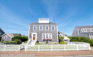 3 North Beach Street